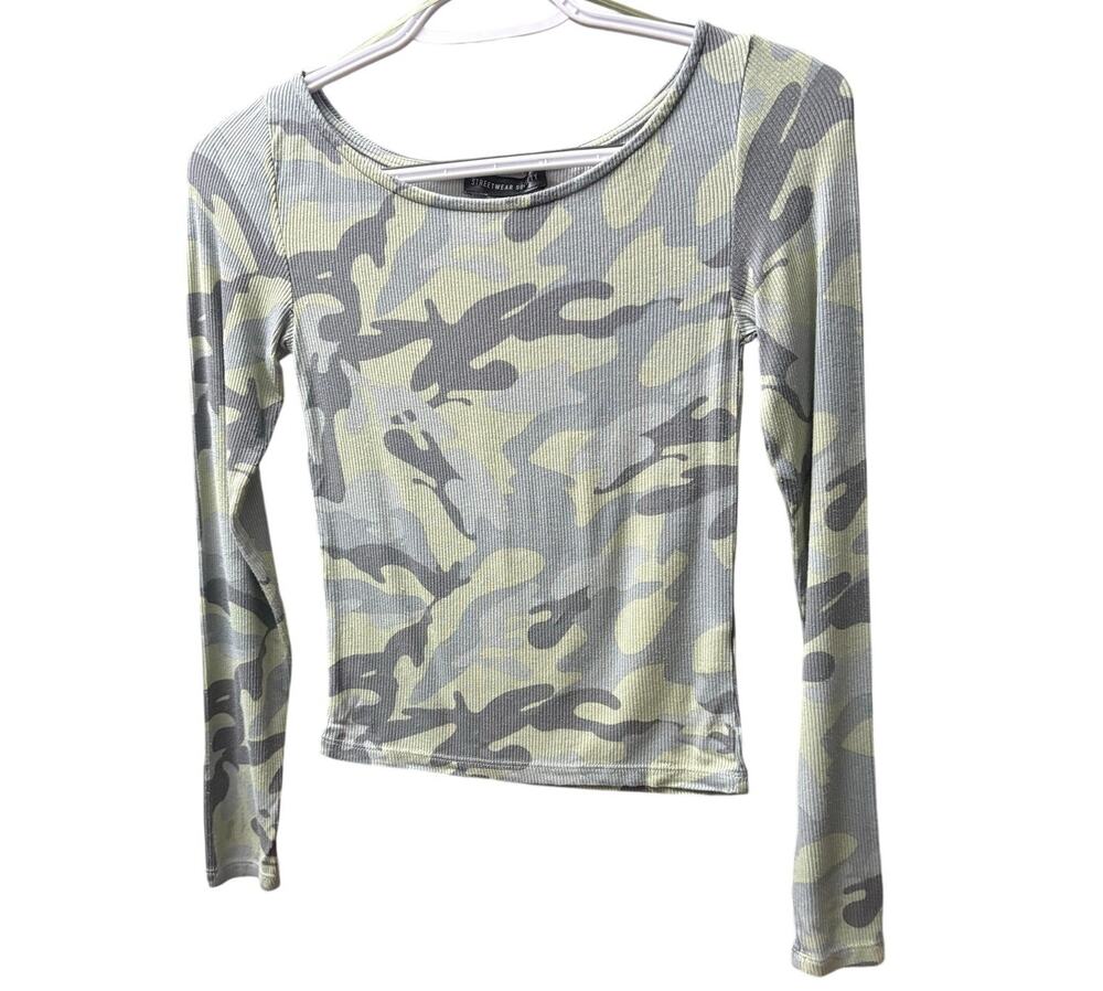 Preloved-XS-Streetwear Society Y2K Long Sleeve Crop Top